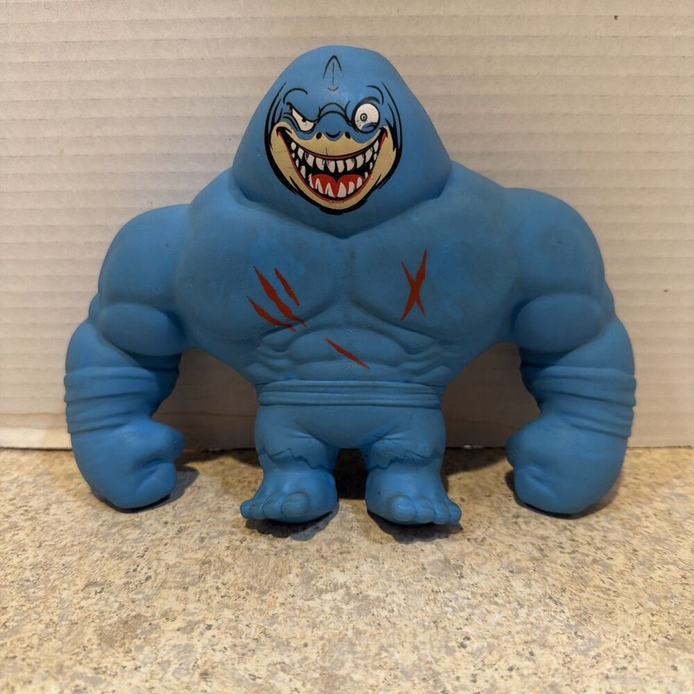 ZURU SMASHERS Blue Shark SLAM HEROES Sand Filled Figure Stretch Throw Smash Toys